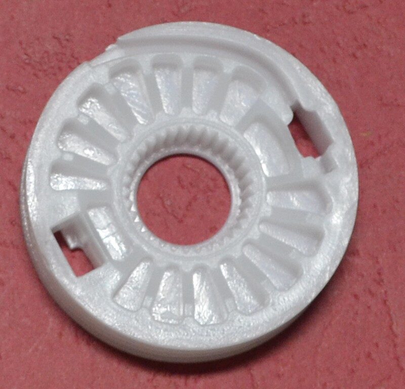 Kit reparatie macara auto VW Caddy III 2003-azi - Rola antrenare motor stanga sau dreapta fata