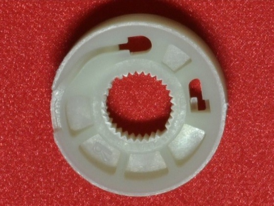 BMW seria 5 E39 1995-2004 facelift faza 2 - Rola antrenare, stanga - fata