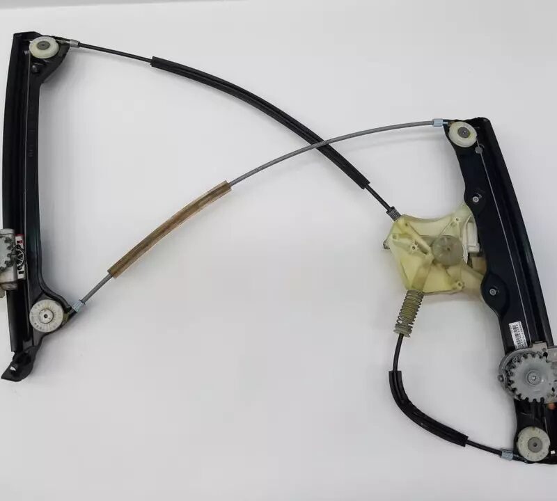 PUTEM REPARA! SUNATI LA 0735 22 66 40! – Macara geam BMW seria 6 F12 cabrio 2011-2018 fata stanga sau dreapta